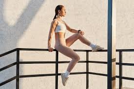 波士顿红袜队由于游击手斯托里受伤，防守出现巨大黑洞